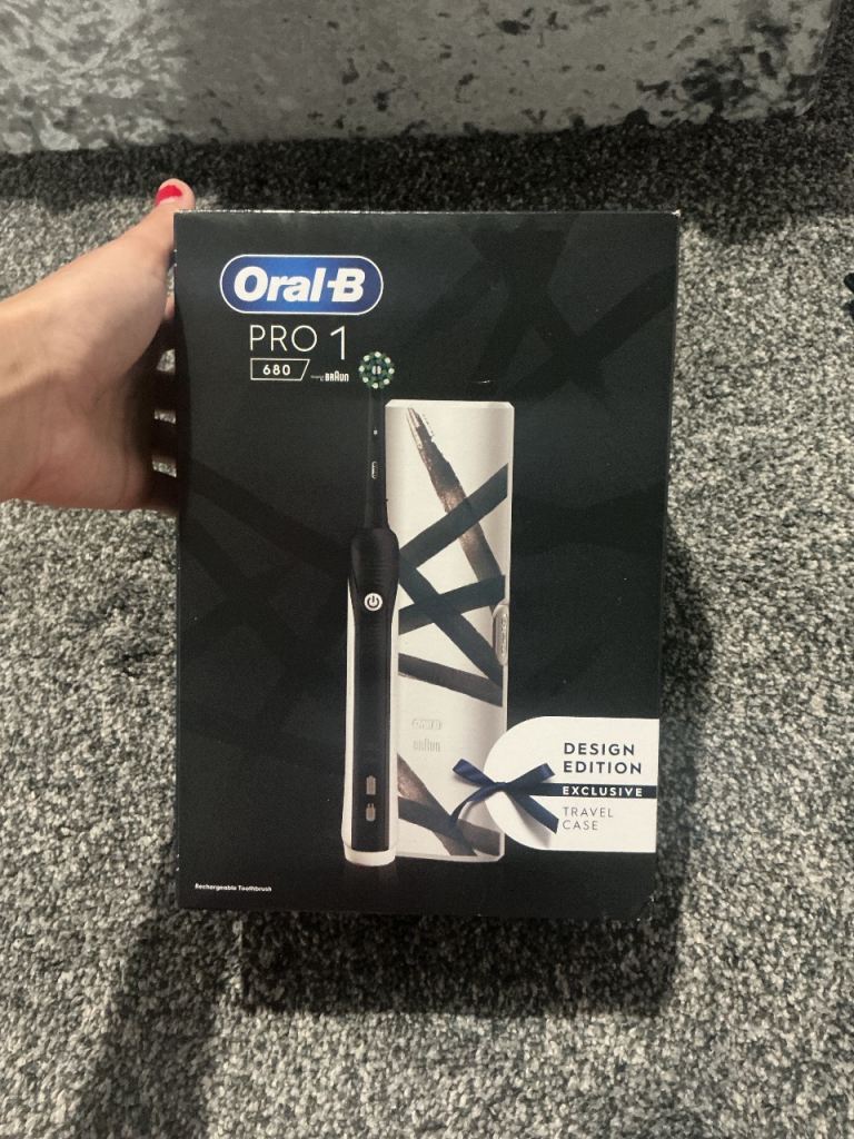 Oral b electric toothbrush 