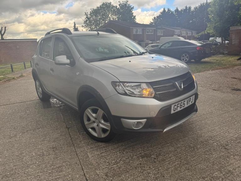 DACIA SANDERO STEPWAY 0.9 Stepway Laureate TCe 90 2015