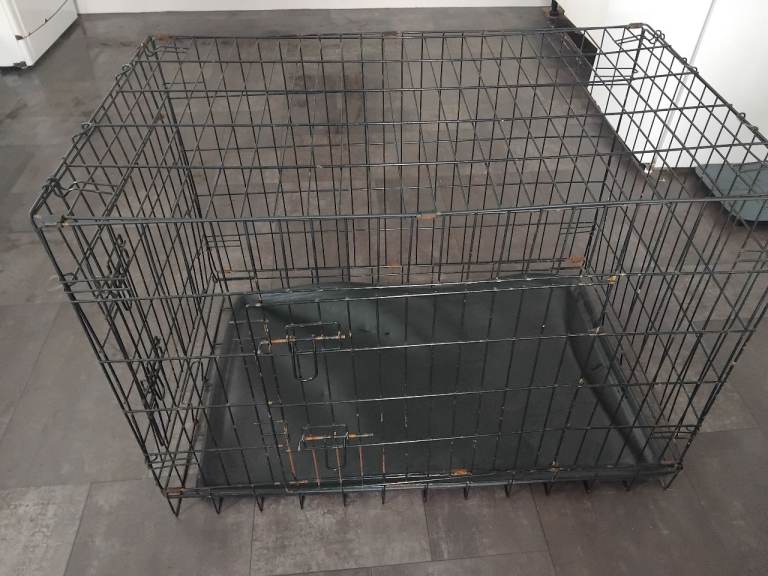 Large Black Metal Dog Crate with Removable Tray