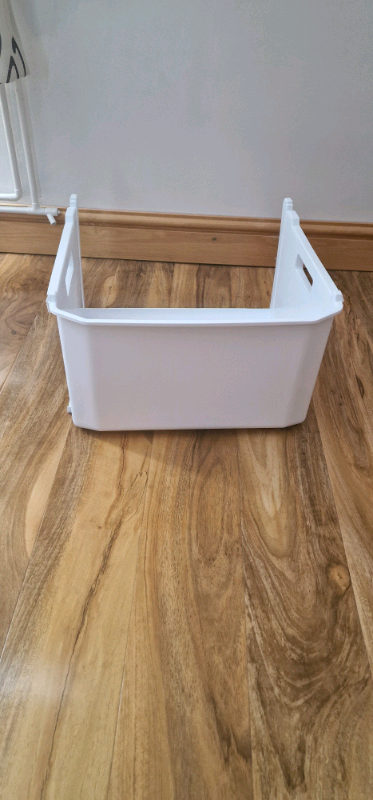 Bosch Freezer middle drawer 