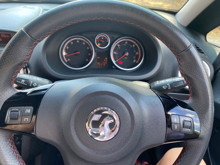 Low mileage Vauxhall, CORSA, Hatchback, 2013, Manual, 1229 (cc), 5 doors