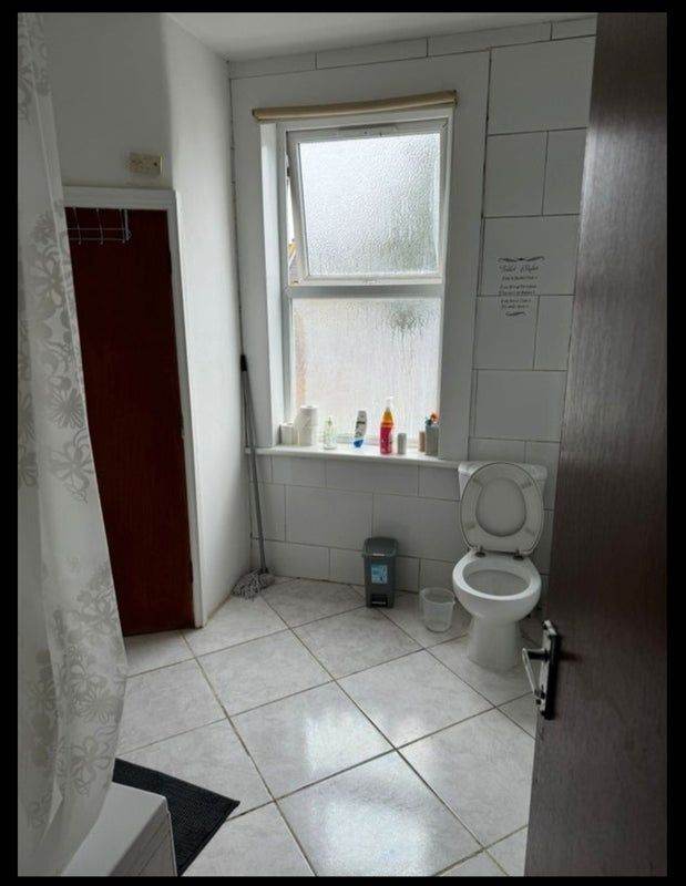 Spacious single Room