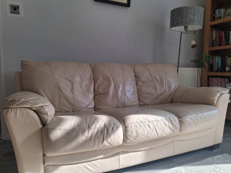 Cream Leather Three-Seater Sofa – Good Condition