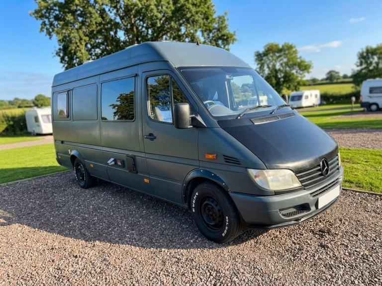 2002 Mercedes-Benz Sprinter Campervan