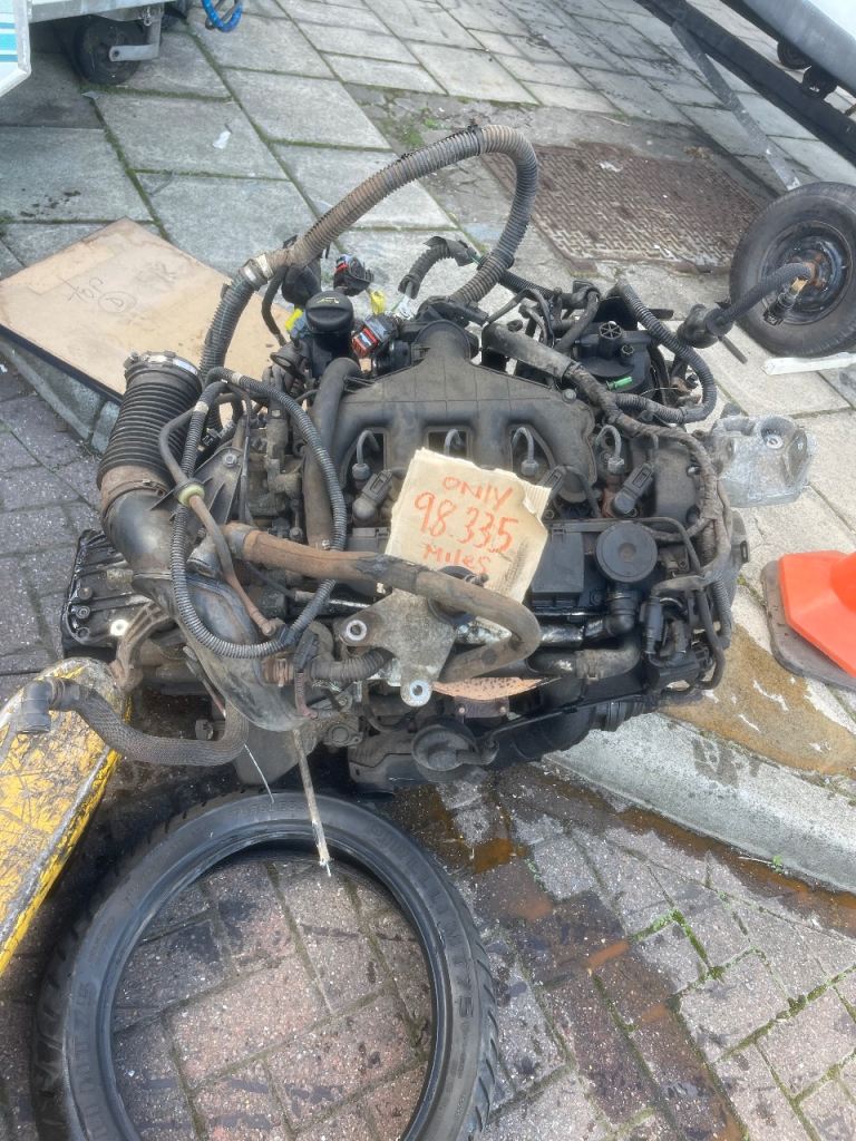 Complete engine and gear box