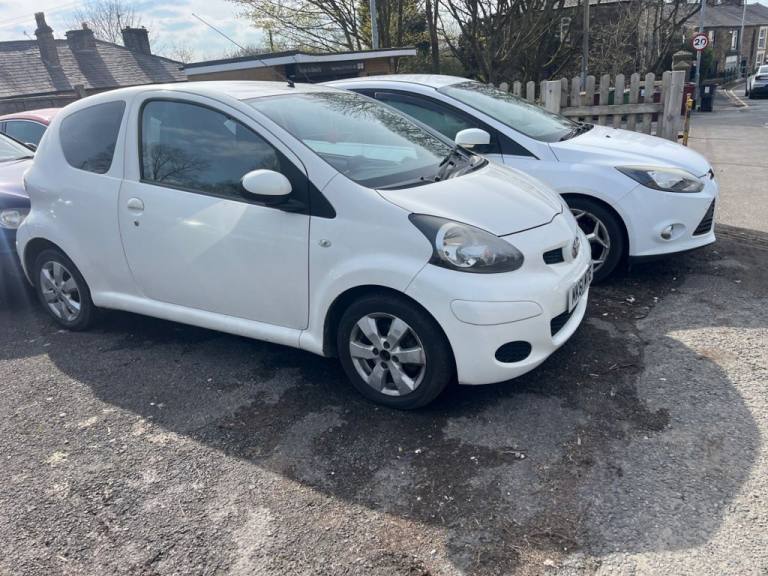 2011 Toyota AYGO 1.0 VVT-i Go Hatchback 3dr Petrol Manual Euro 5 (67 ps) Hatchback Petrol Manual