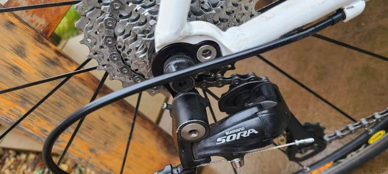 Felt ZW100 Woman's Road Bike. Small/45cm. Good condition.