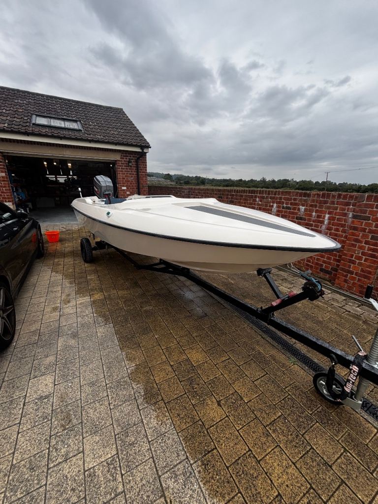 Fletcher Arrow Sport 150 - 75HP Mariner 2-Stroke. Ready to go