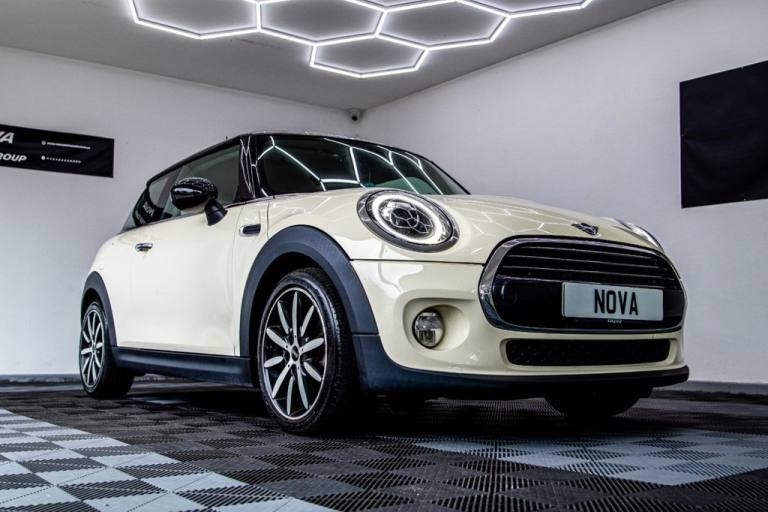 2018 MINI Hatch 1.5 Cooper Hatchback 3dr Petrol Manual Euro 6 (s/s) (136 ps) Hatchback Petrol Manual