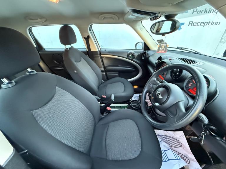 2015 MINI Countryman 1.6 One 5dr Auto HATCHBACK Petrol Automatic