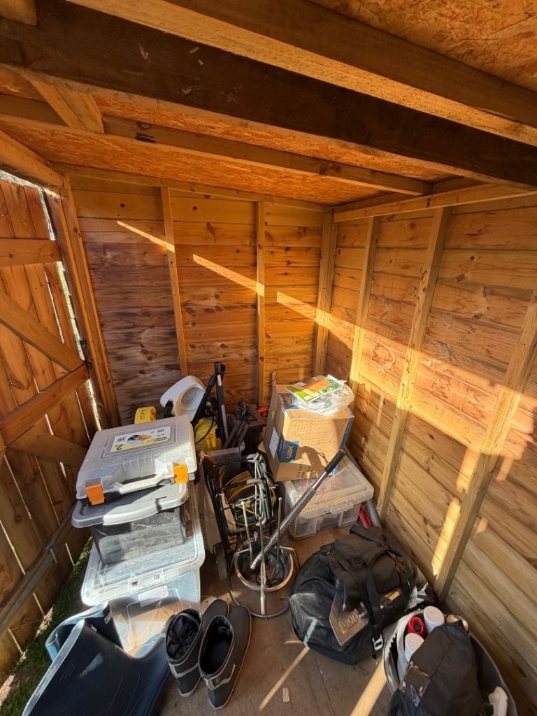 Shed 5’ x 8’2” approx