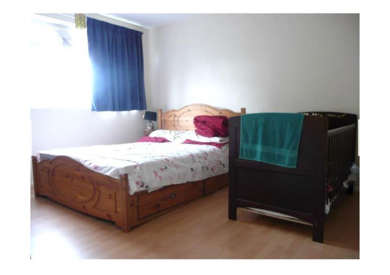 2 bedroom with garage and parking space in 10 minutes walk from Bromley South Station £2000pcm