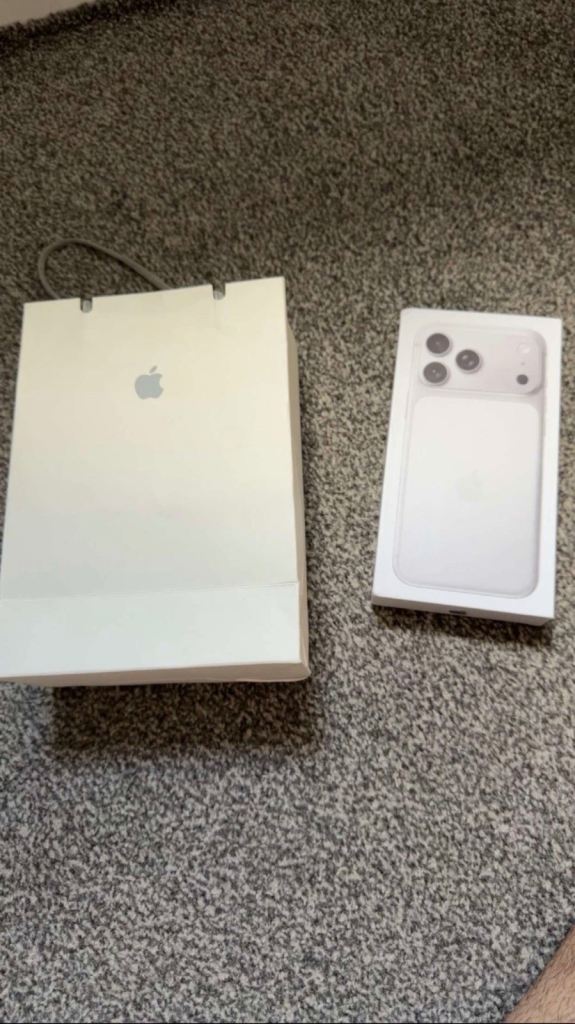 Apple IPhone 17 Pro Max 1TB Silver 