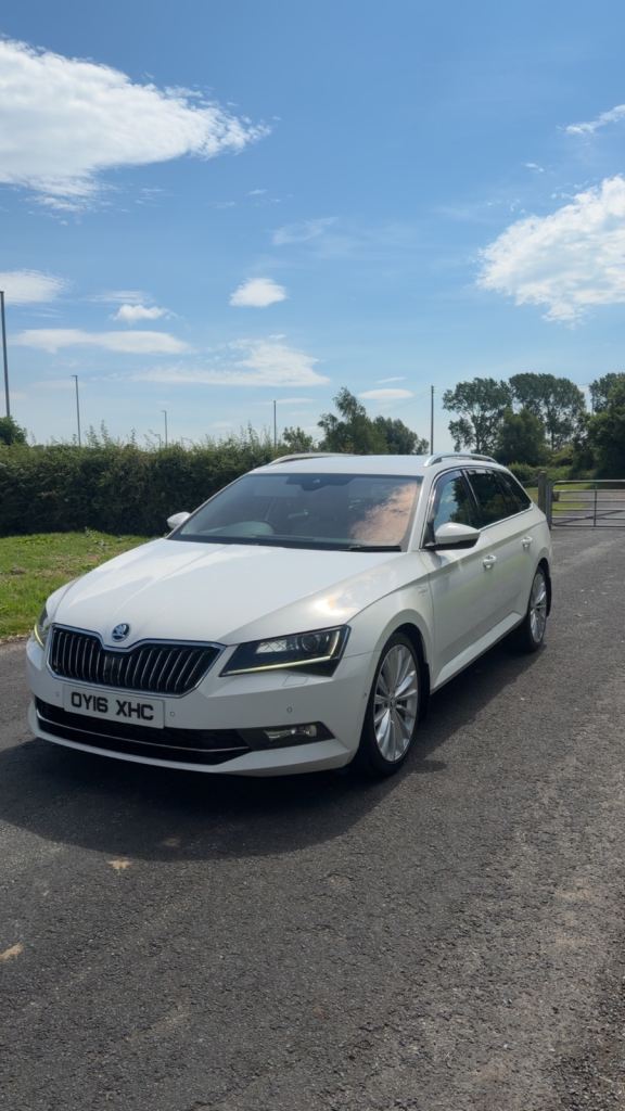 Skoda Superb 2.0 TDI DSG Automatic 