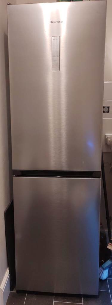 Fridge freezer 