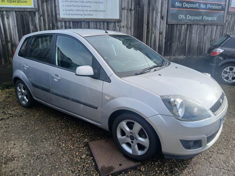 Ford Fiesta Zetec 1.2, New Mot