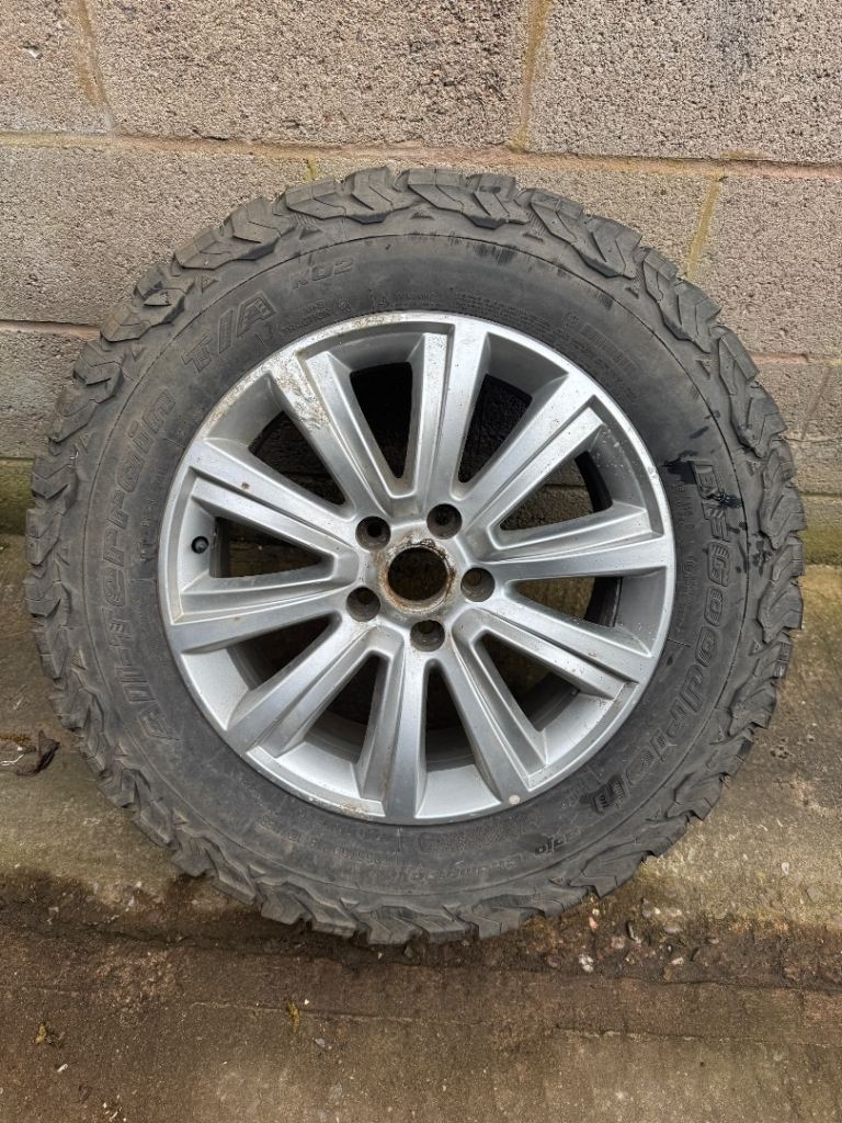 18” Alloy Wheel + BFGoodrich KO2 265/60R18 – Good Tread