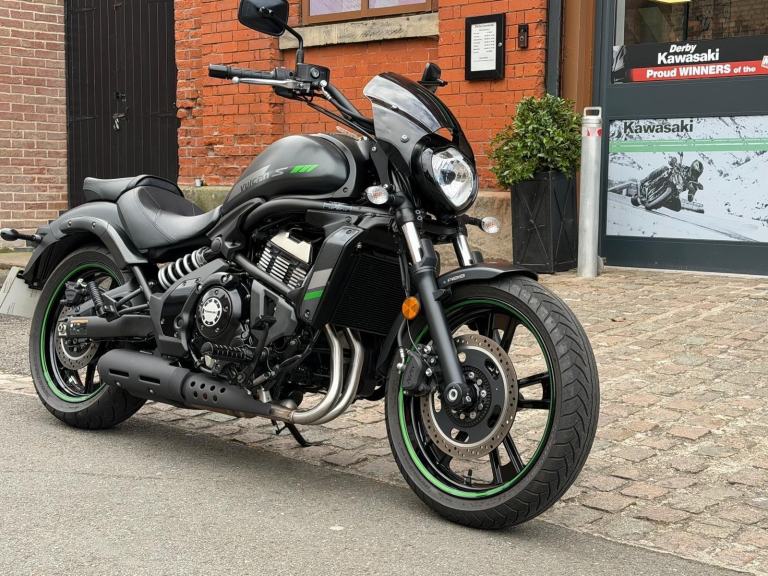 2024 Kawasaki Vulcan S 650 cruiser in black ONLY 1097 miles