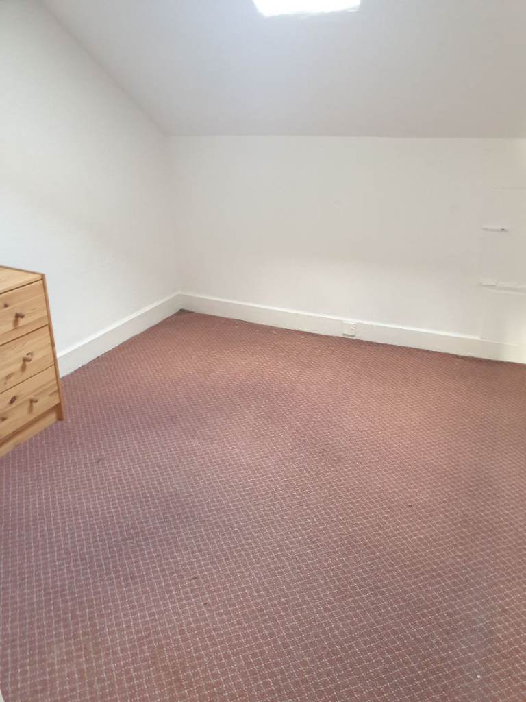 Students!  5 bedroom flat in the West End