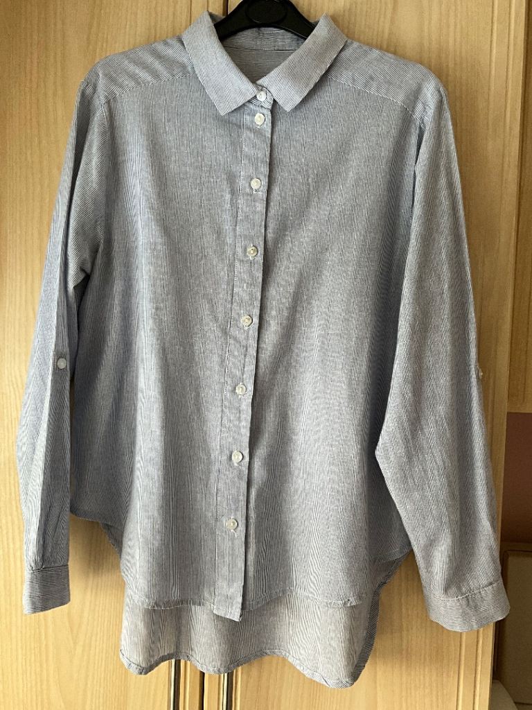 Ladies Apricot Blue/White Striped Blouse, Shirt, Long Sleeves Size 14 Sleeve Tie Ups shorten sleeves