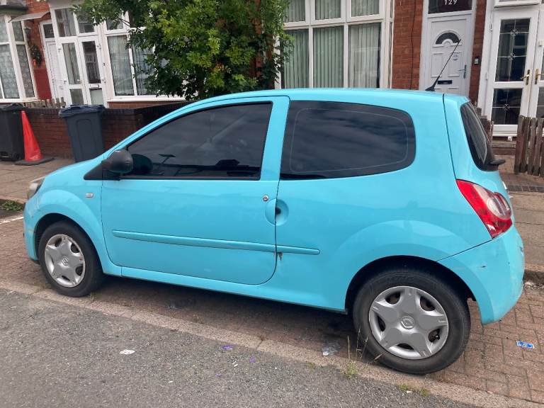 Renault Twingo 1.2 Petrol – Blue – 2012 – 78,000 Genuine Miles –