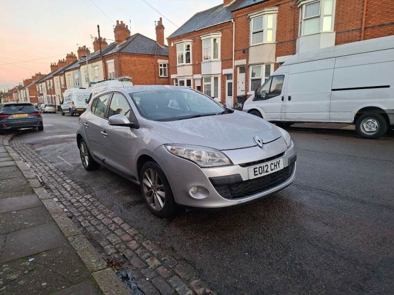 Renault, MEGANE, Hatchback, 2012, Manual, 1461 (cc), 5 doors