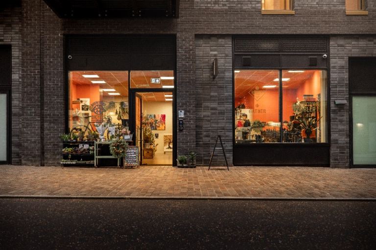 BRENTFORD - ARTIST STUDIO / CREATIVE WORKSPACE / OFFICE TO RENT 80sq ft FLEXIBLE TERMS