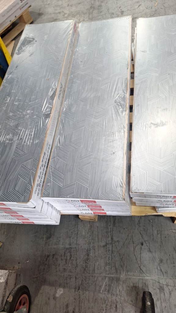 AGT XL Massimo Laminate Flooring | FREE COLLECTION