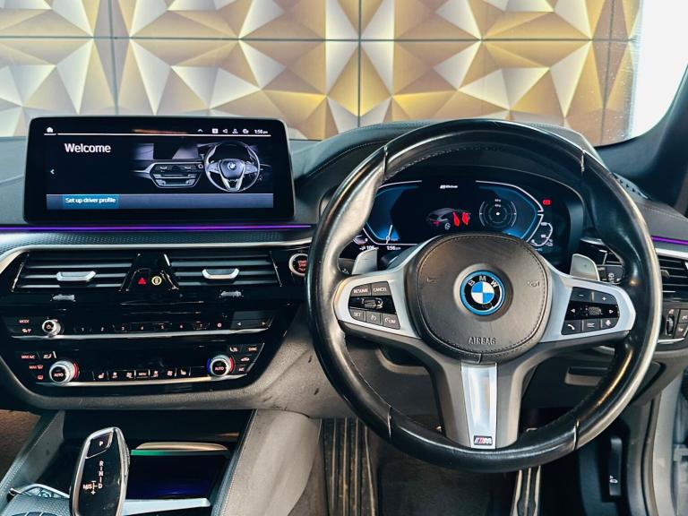  BMW 5 Series 2.0 530e 12kWh M Sport Touring Steptronic Euro 6 (s/s) 5dr Petrol/Electric Hybrid A...