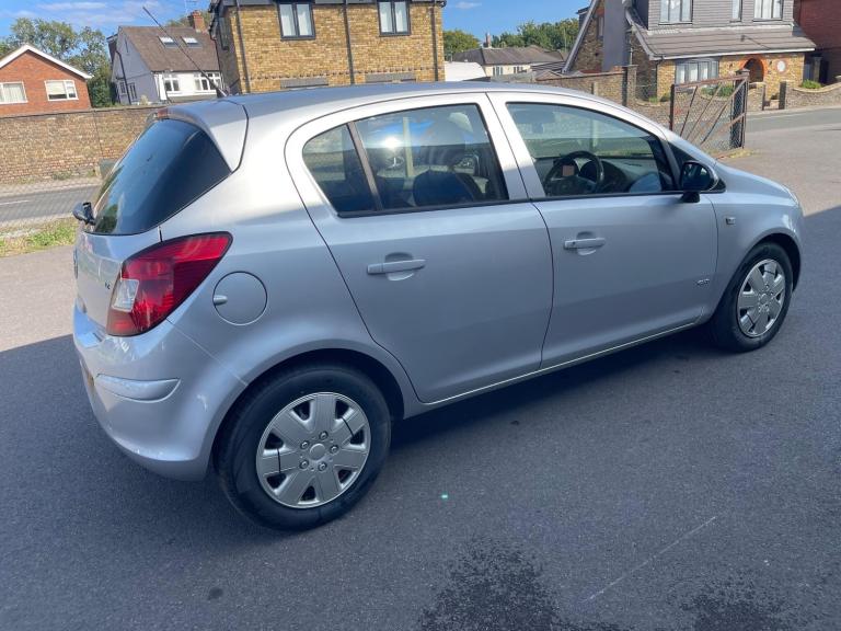 2009 Vauxhall Corsa 1.2i 16v Club 5dr HATCHBACK Petrol Manual