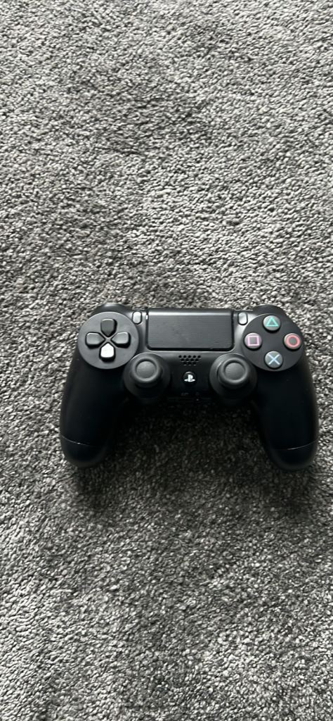 Sony DualShock 4 Controller for PS4 – Black, Good Condition