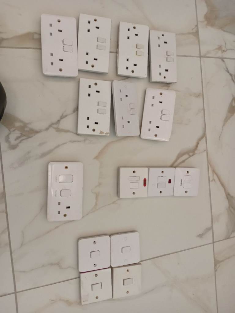 Mixed Lot of White Plug Sockets and Light Switches 