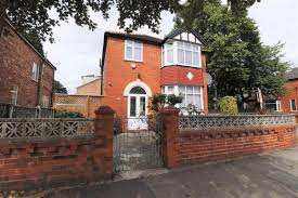 ACQUIRING RESIDENTIAL (HMO) OR COMMERCIAL PROPERTY FOR SALE