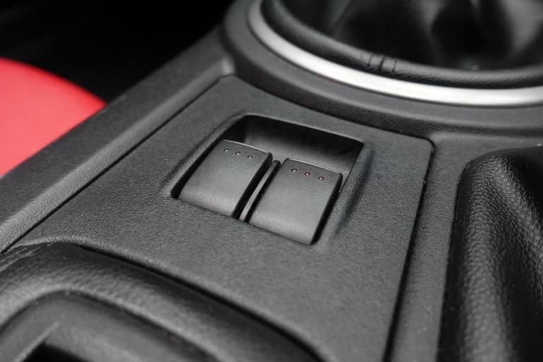 2014 Mazda MX-5 2.0i Sport Tech Roadster 2dr Petrol Manual Euro 5 (160 ps) Convertible Petrol Manual