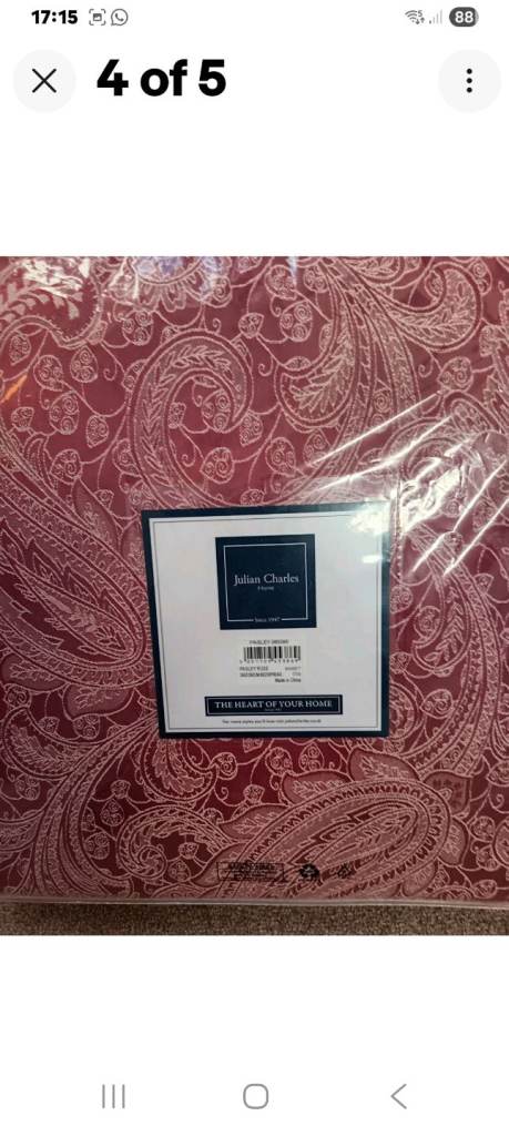 King-size Throw pink cerise. Brand New