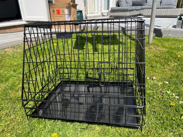 Dog crate