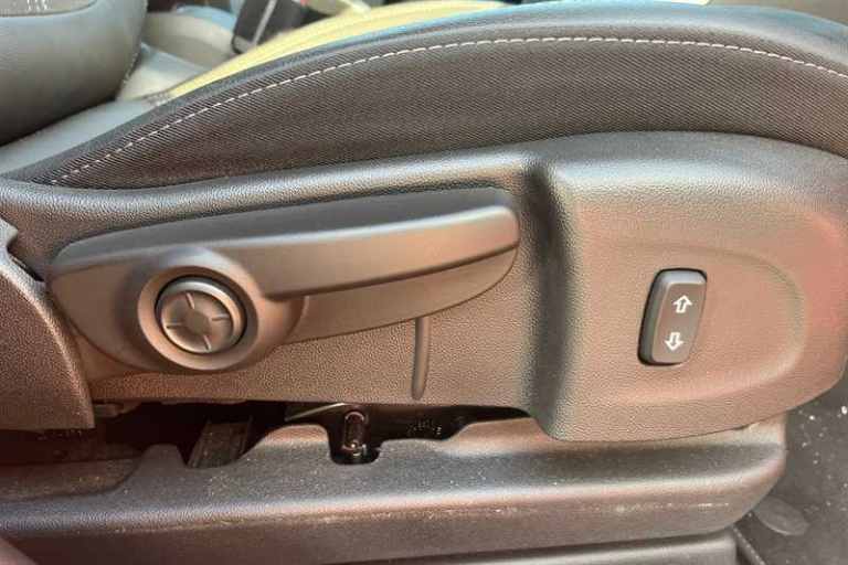 2022 Vauxhall Crossland 1.2 Turbo Ultimate 5dr HATCHBACK PETROL Manual