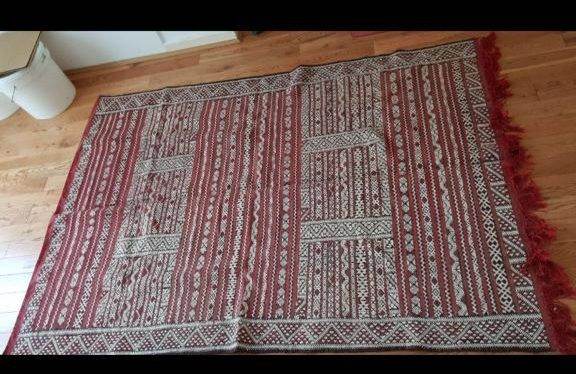 Handmade Moroccan rug / kilim