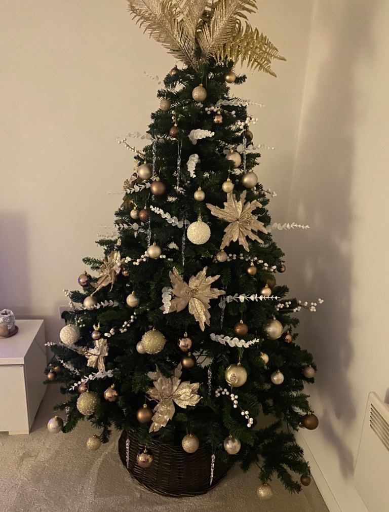 Dark Brown Wicker Tree Skirt