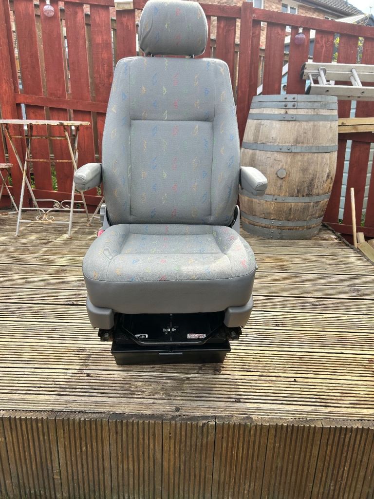VW T5 Passengers Captain Seat on swivel Base