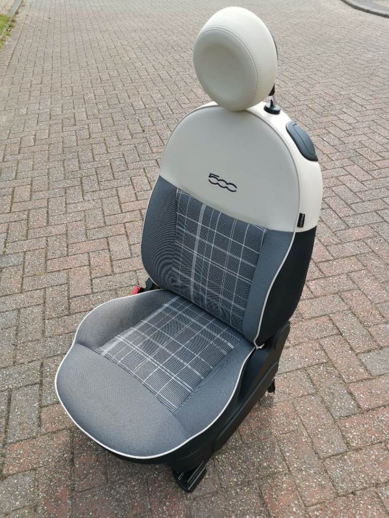 Fiat 500 Lounge Front Passenger Car Seat NSF in Excellent Condition. Complete Car Seat inc Airbag!