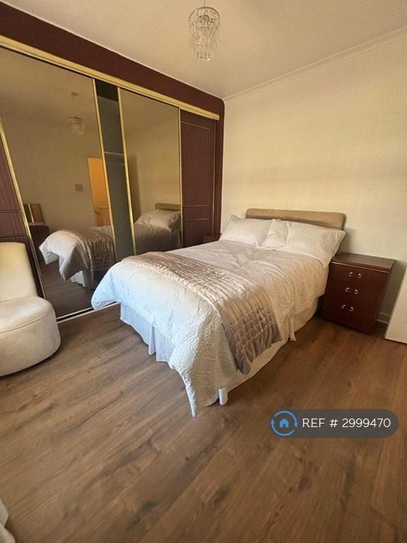 3 bedroom house in Stewarton St, Wishaw, ML2 (3 bed) (#2999470)