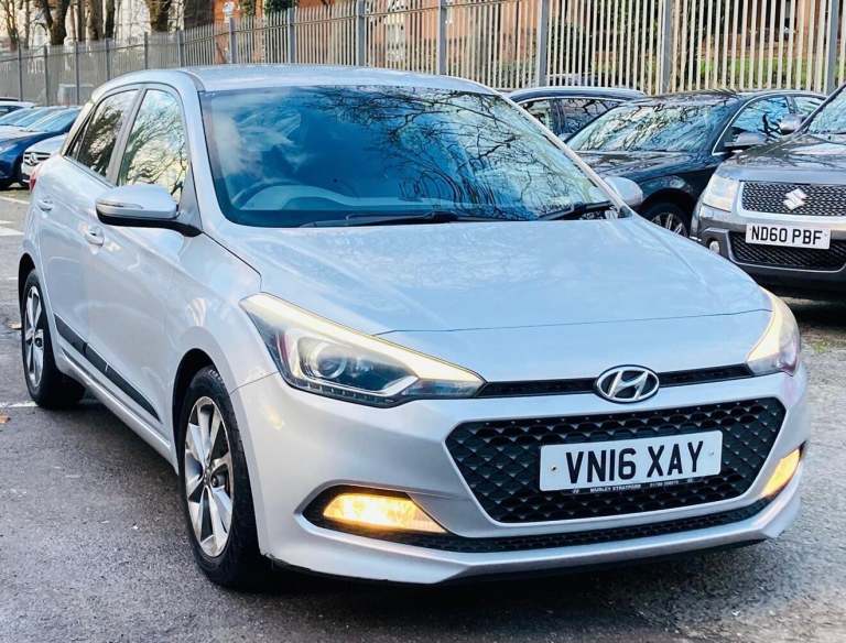 2016 Hyundai i20 1.4 CRDi Premium Euro 6 5dr HATCHBACK Diesel Manual