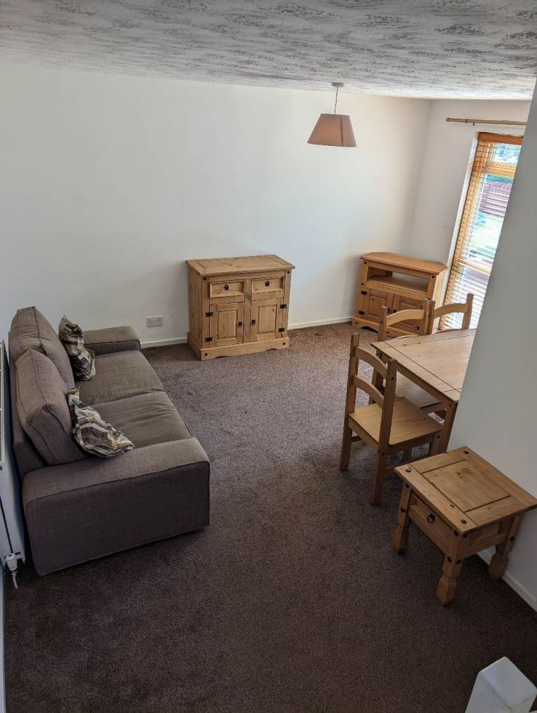 ONE BEDROOM END TERRACE HOUSE PARTIALLY FURNISHED TULLICHEWAN ALEXANDRIA