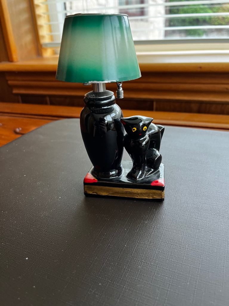 Vintage Black Cat Figurine lighter