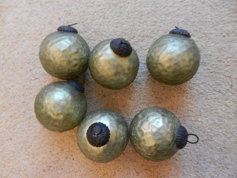 Exquisite top notch quality Christmas baubles