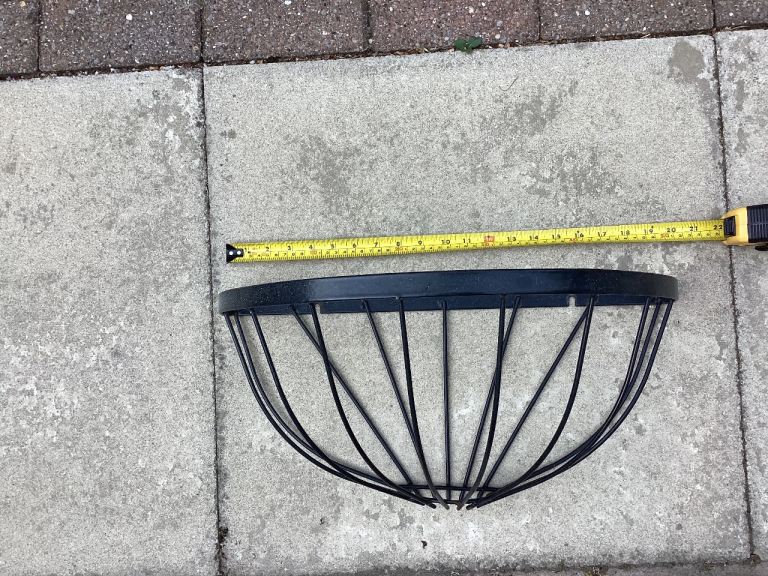 Black Metal Wire Manger - Good Condition