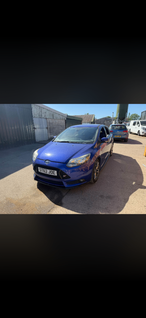 Ford, FOCUS, Hatchback, 2012, Manual, 1999 (cc), 5 doors