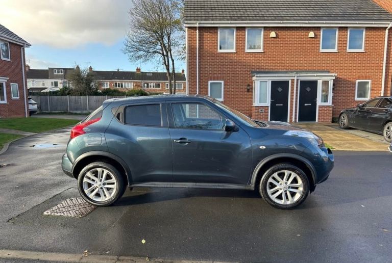 Nissan, JUKE, Hatchback, 2012, Manual, 1461 (cc), 5 doors