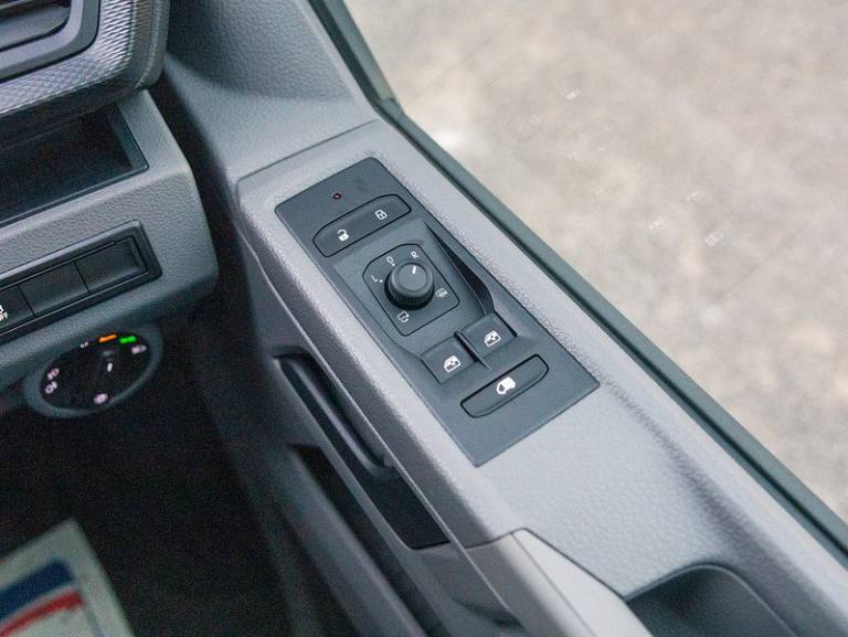 2024 Volkswagen Transporter TDI T28 Highline Panel Van Diesel Manual